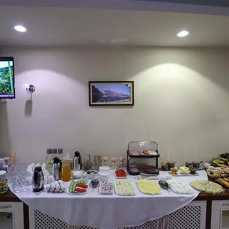 Christi's Borova 4* كورتشي