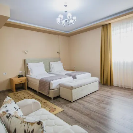 Christi's Borova Hotel