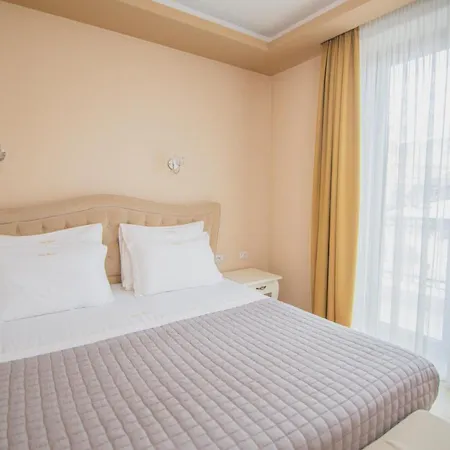 Hotel Christi's Borova Korcza