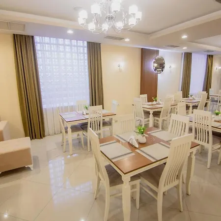 Christi's Borova Hotel