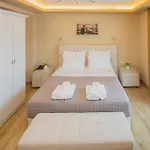 Christi's Borova Hotel
