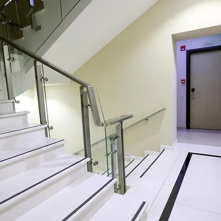 Hotel Christi's Borova 4*