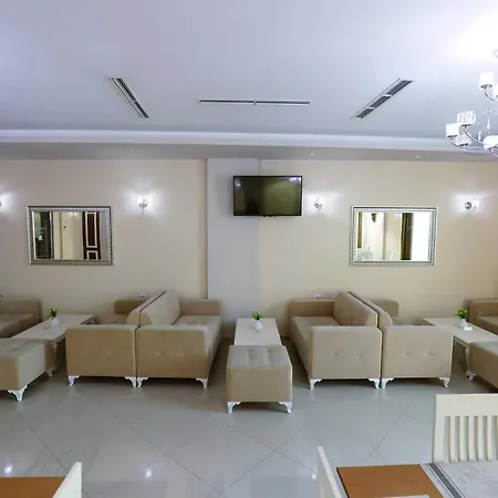 Christi's Borova Hotell