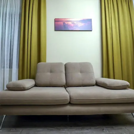 Hotel Christi's Borova 4*