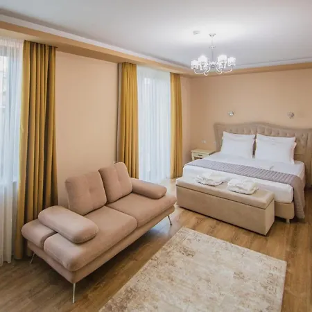 Christi's Borova Korça