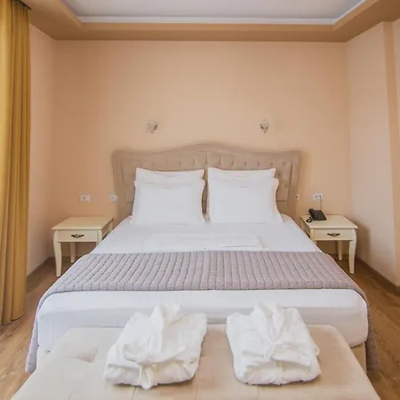 Christi's Borova Hotell 4*