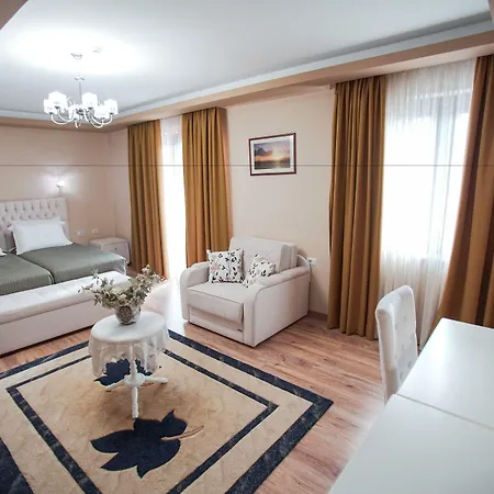 Hotel Christi's Borova Korce