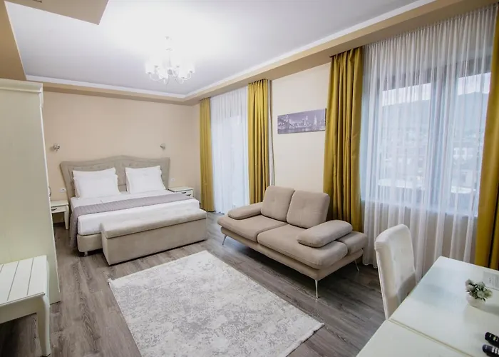 Christi's Borova 4* Korce