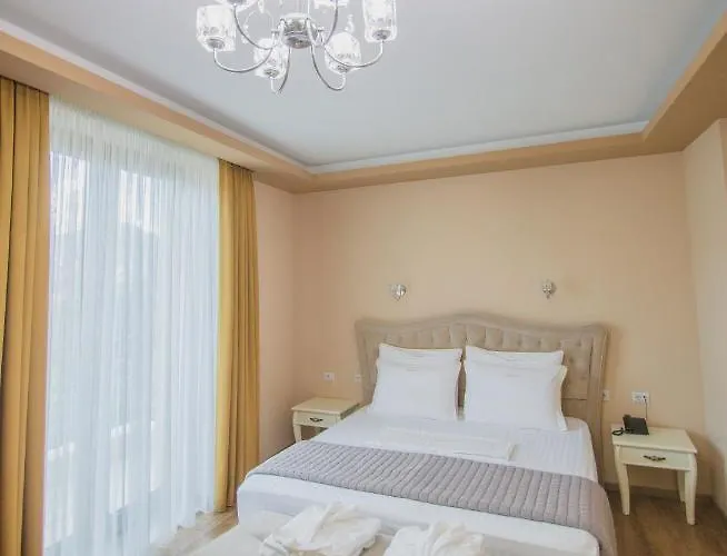 Christi's Borova Hotel 4*